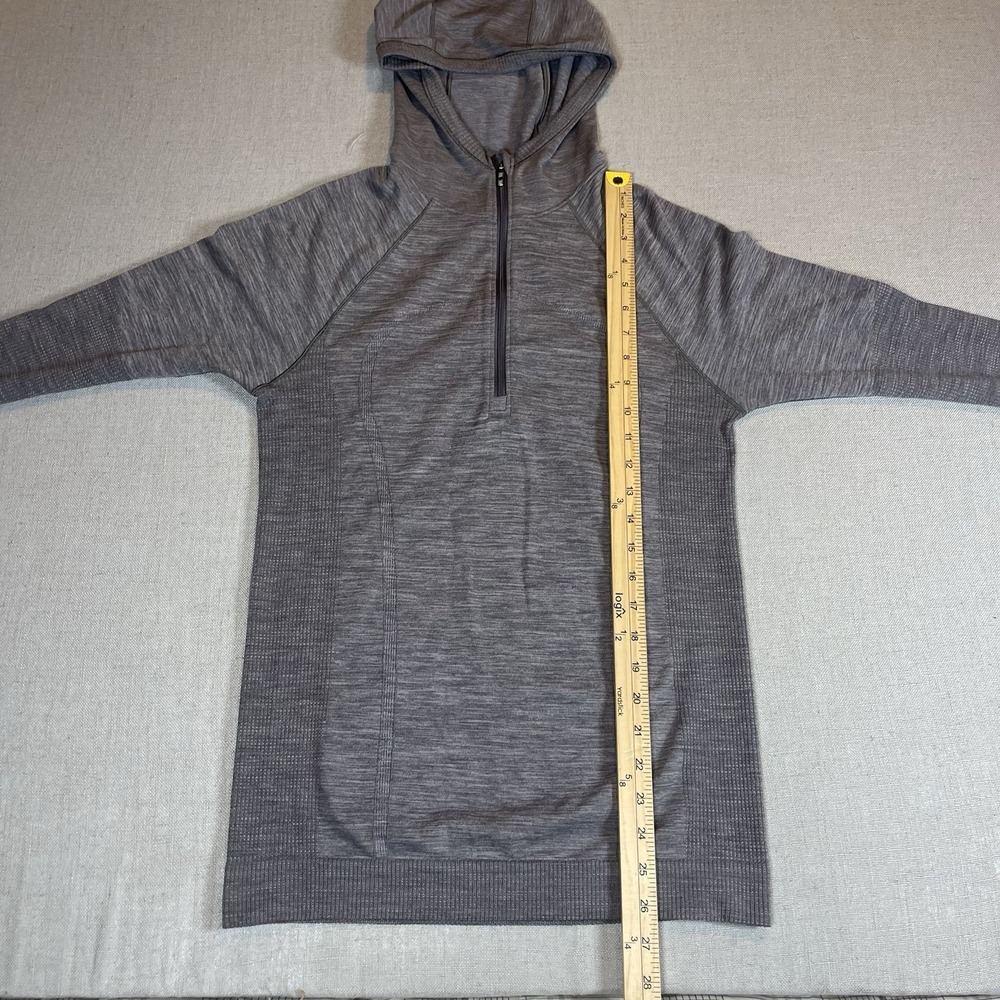 Lululemon Swiftly Tech 1/2 Zip Pullover Women's 8-10 Gray Gym Athleisure Stretch - Picture 9 of 9